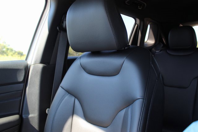 New 2026 Jeep Compass Limited image 27