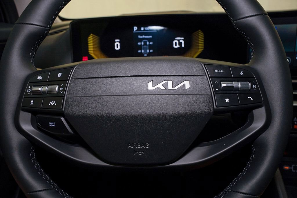 New 2026 Kia Sportage EX FWD image 19