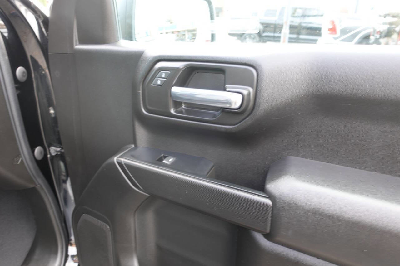 Used 2023 GMC Sierra 1500 Pro w/ Graphite Edition image 31