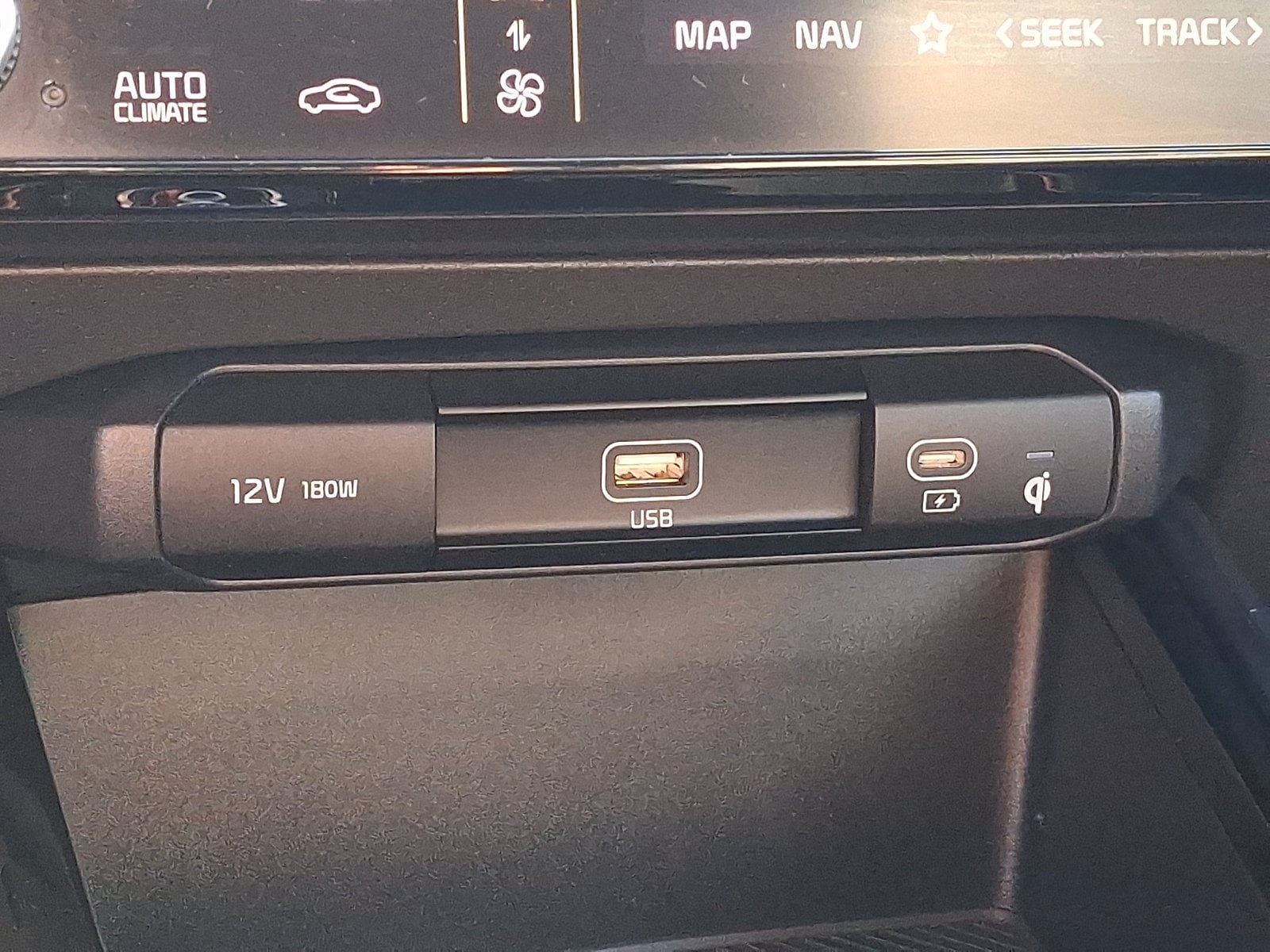 Used 2024 Kia Niro Wind w/ Wind Preserve Package FWD image 23