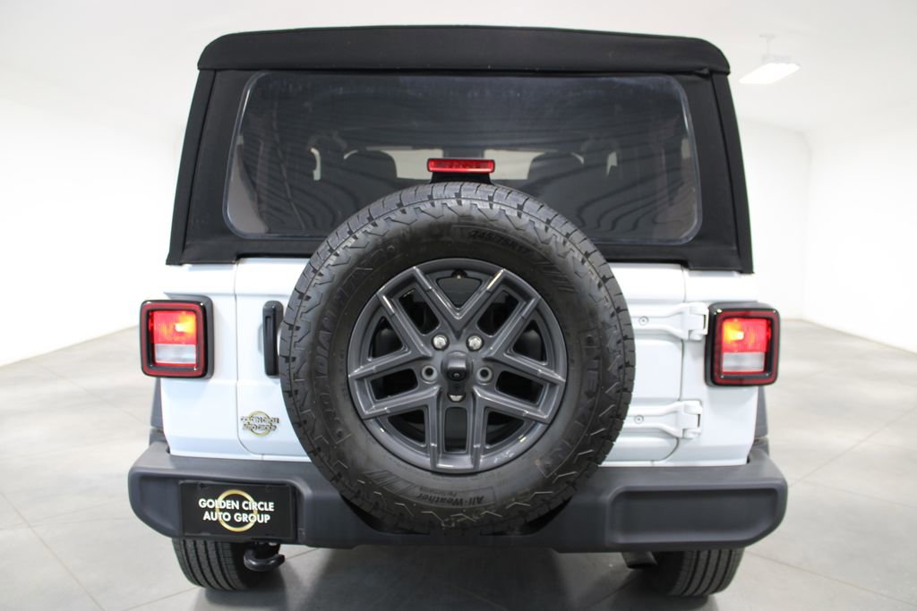 Used 2024 Jeep Wrangler Sport S image 8