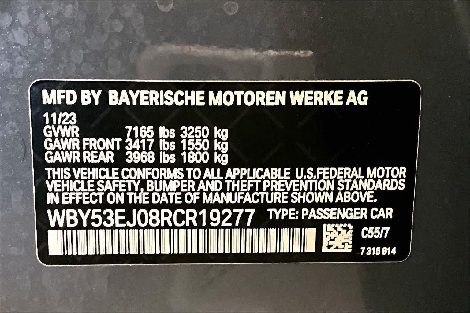 Used 2024 BMW i7 xDrive60 w/ Executive Package AWD/4WD image 31