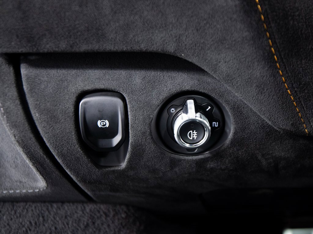 Used 2021 McLaren 765LT image 25