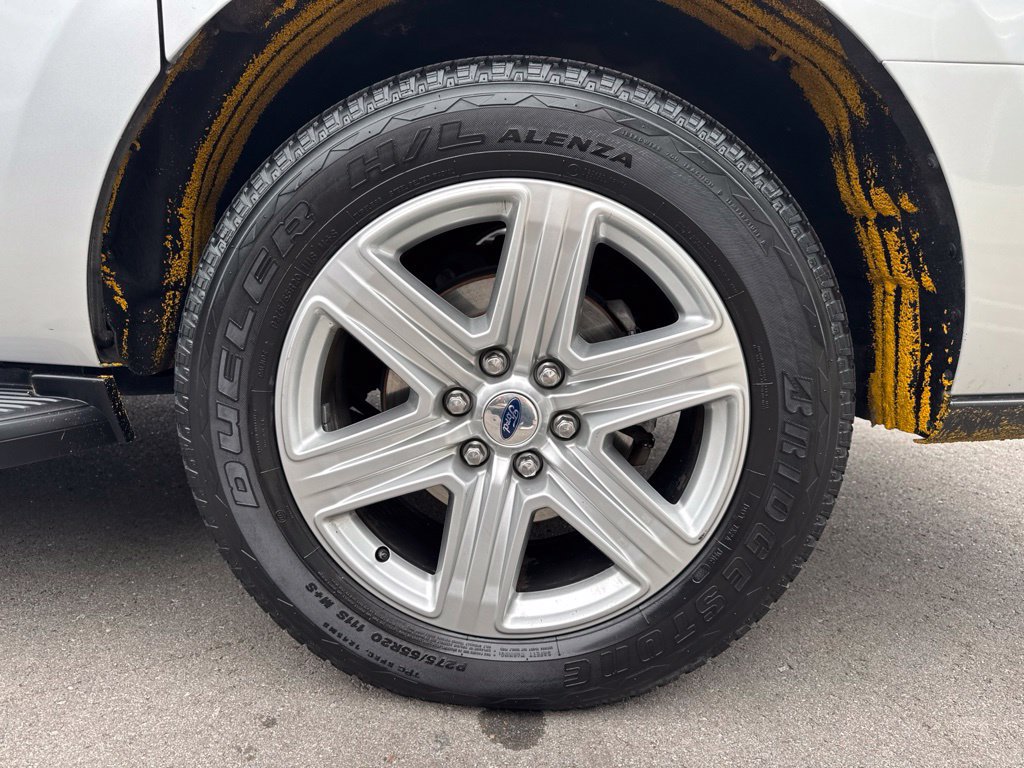 Used 2018 Ford Expedition Max XLT w/ Equipment Group 201A AWD/4WD image 29