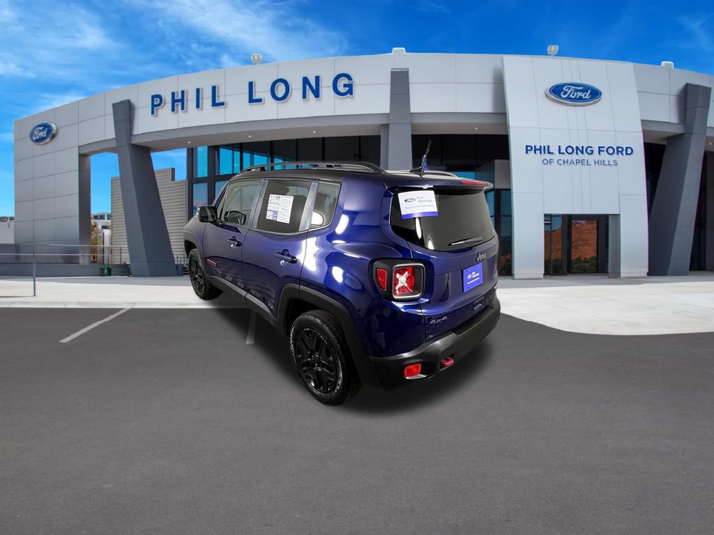 Used 2018 Jeep Renegade Trailhawk AWD/4WD image 3