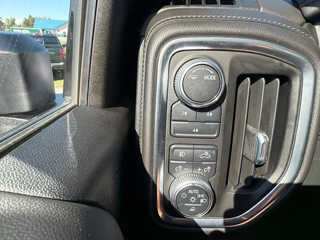 Used 2020 GMC Sierra 2500 SLE w/ SLE Value Package; AWD/4WD image 18