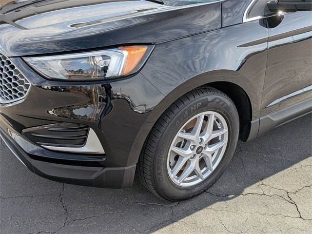 Used 2024 Ford Edge SEL image 9