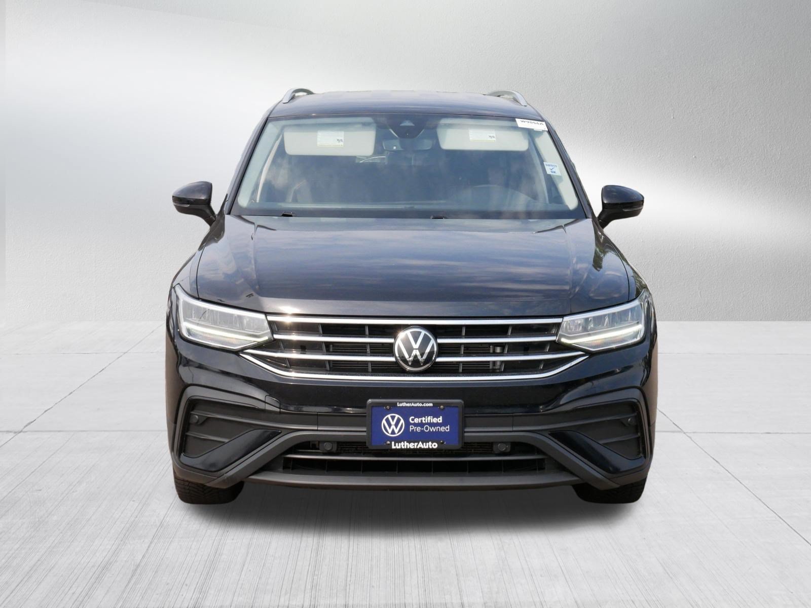 Certified 2023 Volkswagen Tiguan SE AWD/4WD image 2