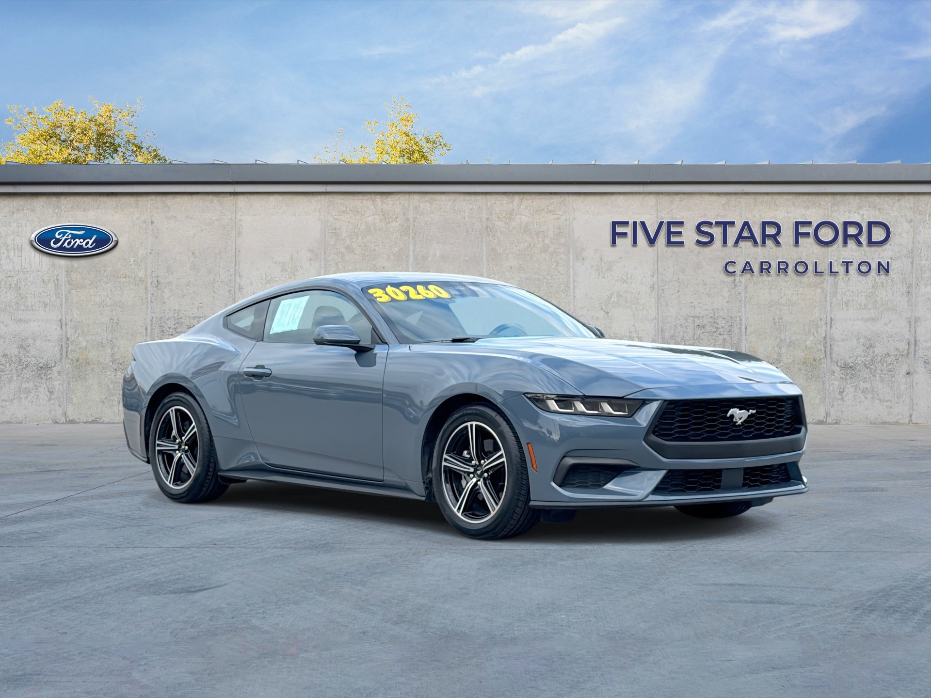 Used 2024 Ford Mustang Coupe RWD image 1
