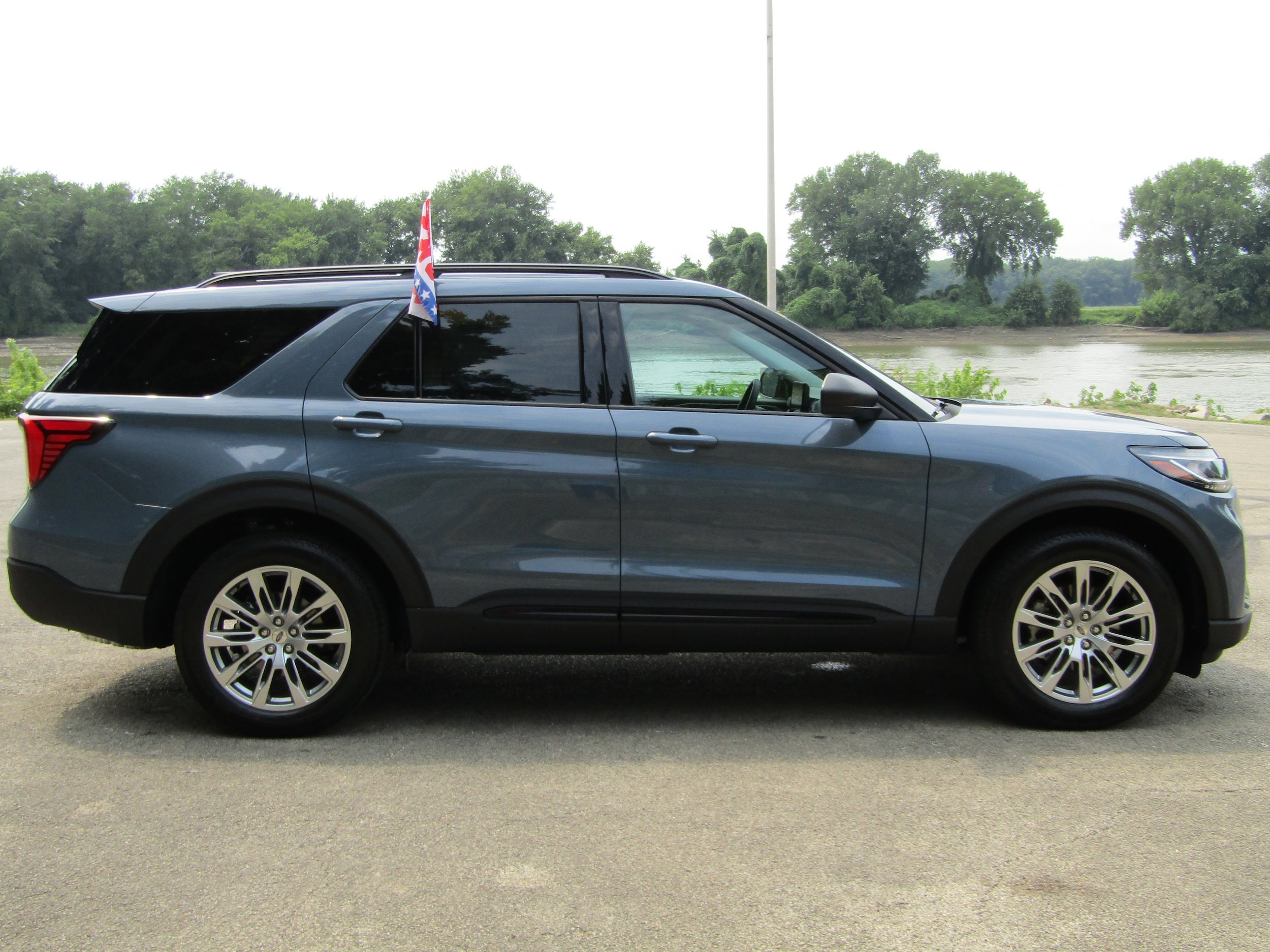 New 2026 Ford Explorer Active w/ Active Comfort Package AWD/4WD image 5