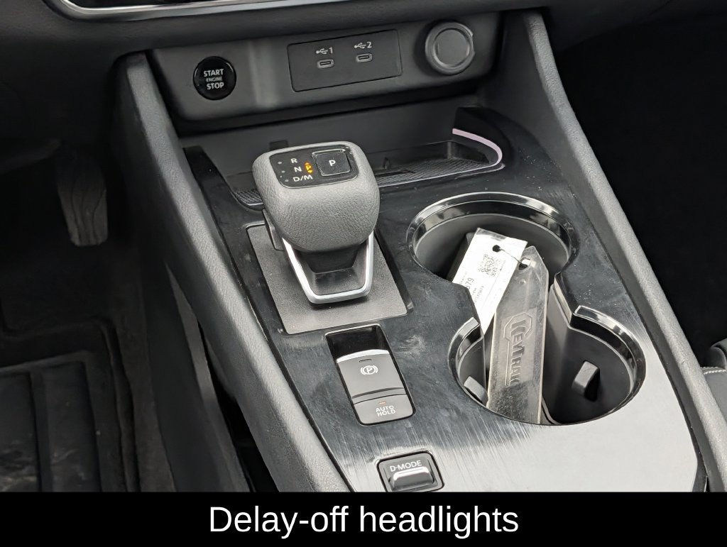 Used 2026 Nissan Rogue SL FWD image 14