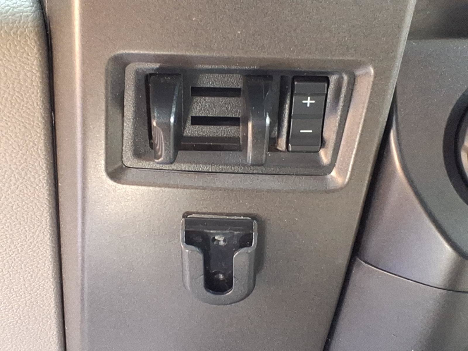 Used 2022 Ford F350 XL w/ Power Equipment Group AWD/4WD image 19