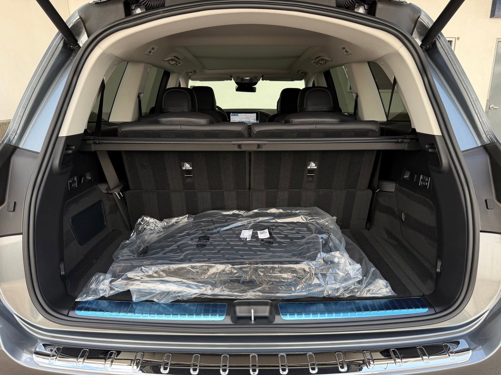 New 2026 Mercedes-Benz GLS 450 4MATIC image 22