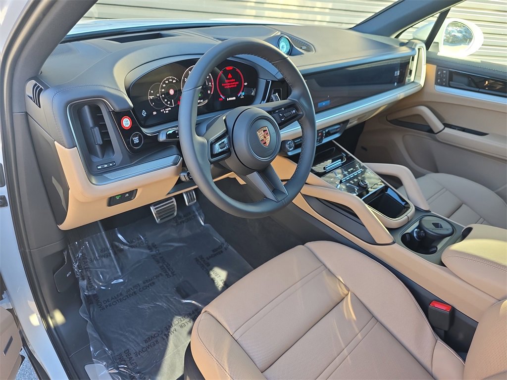 New 2026 Porsche Cayenne S image 4