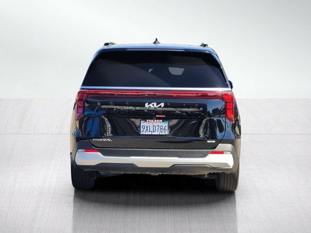 Used 2026 Kia Carnival EX FWD image 5