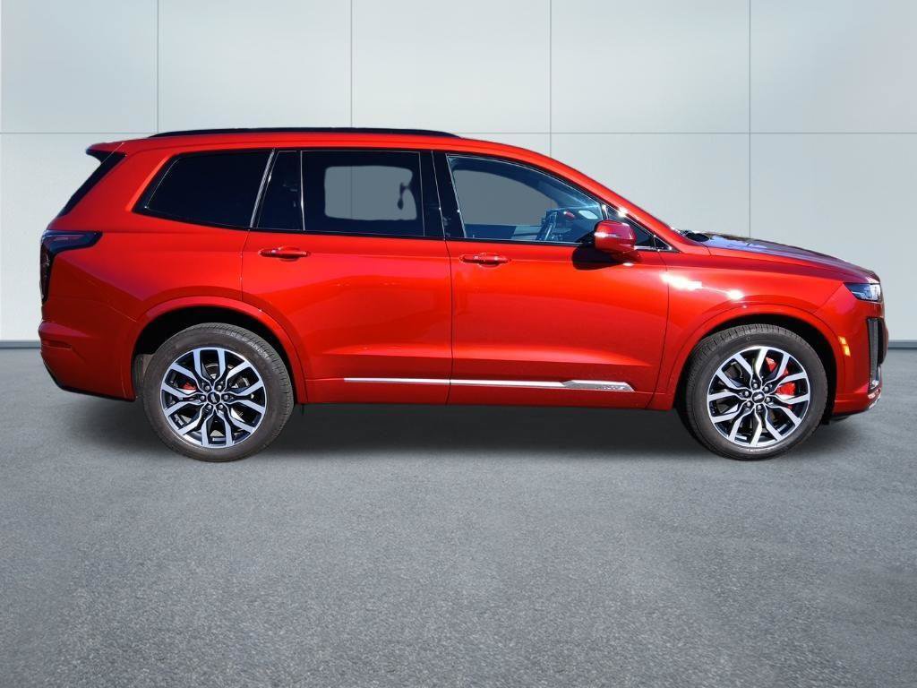 Certified 2025 Cadillac XT6 Sport AWD/4WD image 8