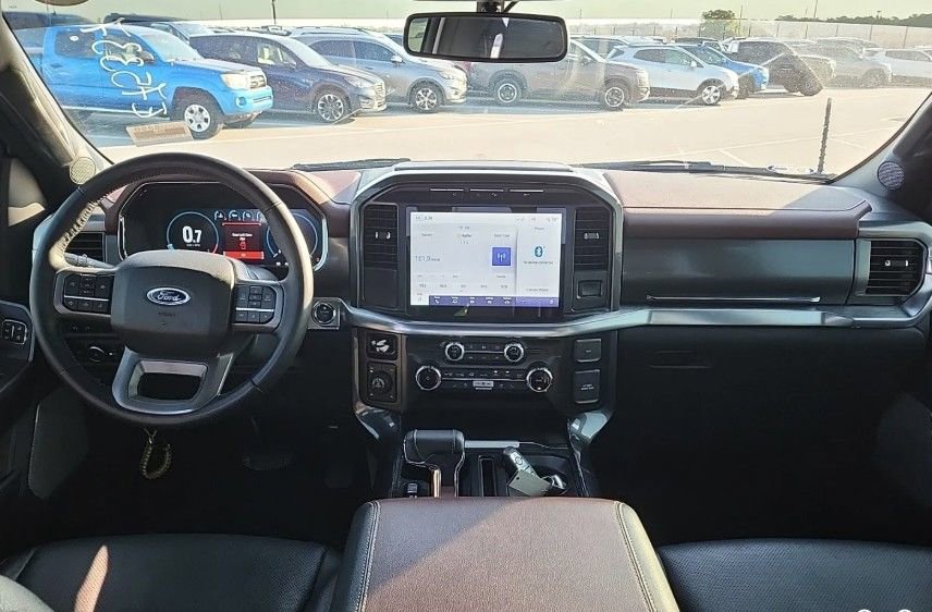 Used 2022 Ford F150 Lariat image 5