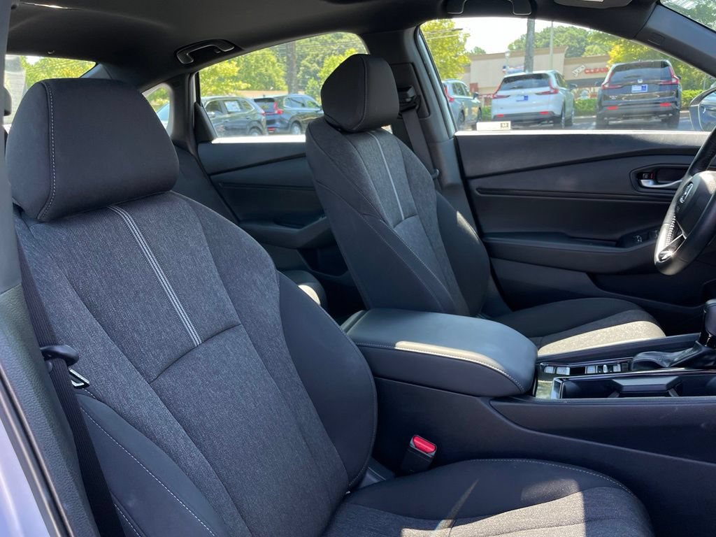 Certified 2025 Honda Accord Sport image 31