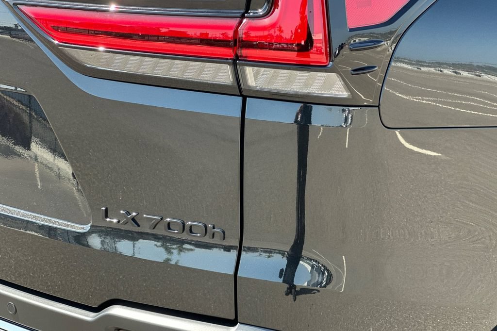 New 2026 Lexus LX 700h F Sport AWD/4WD image 28