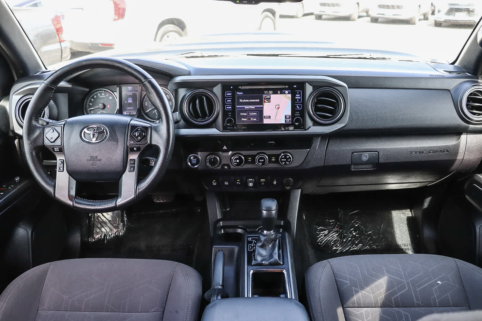 Used 2018 Toyota Tacoma TRD Sport w/ Technology Package image 13