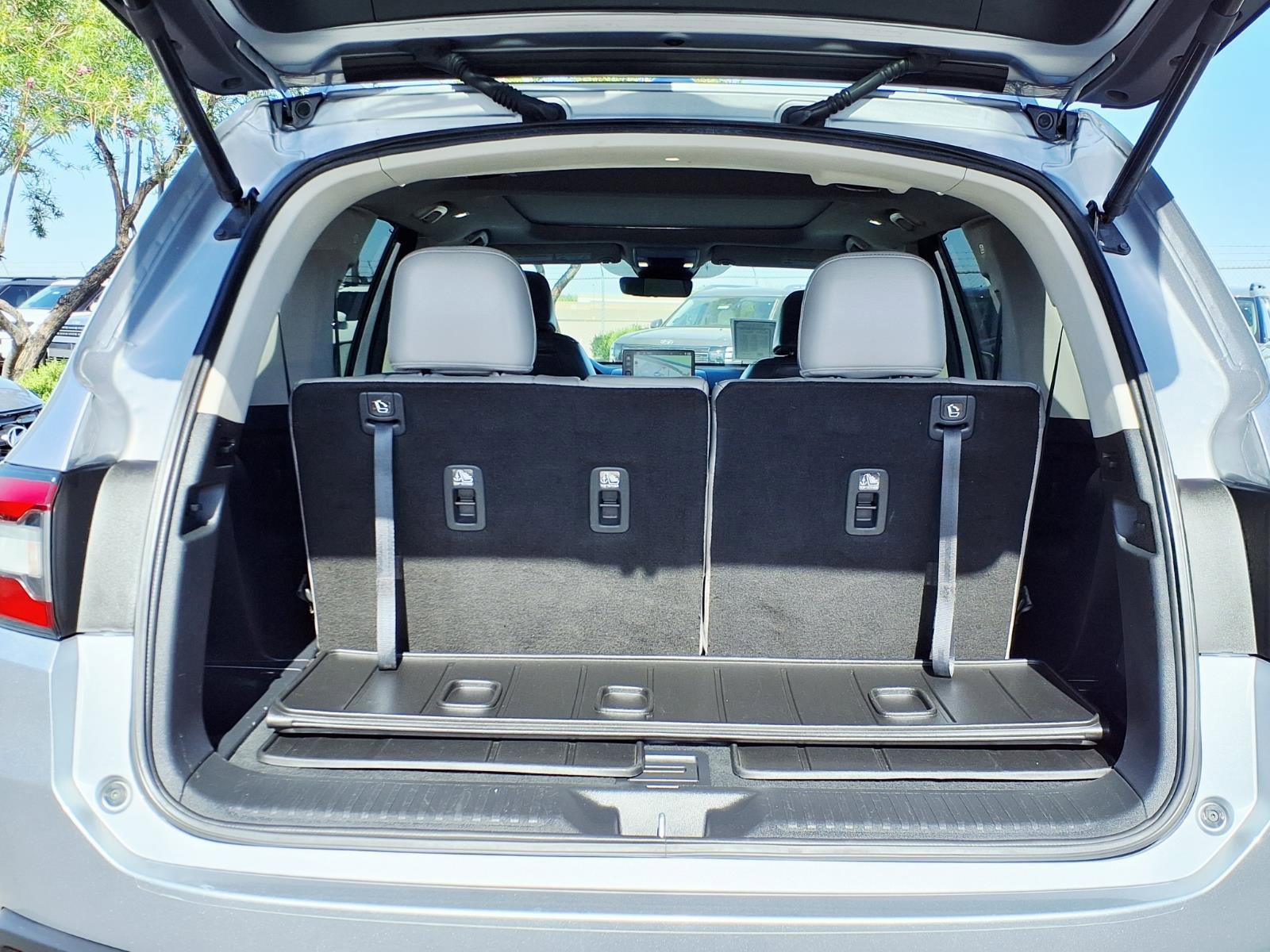 Used 2024 Honda Pilot Elite image 17