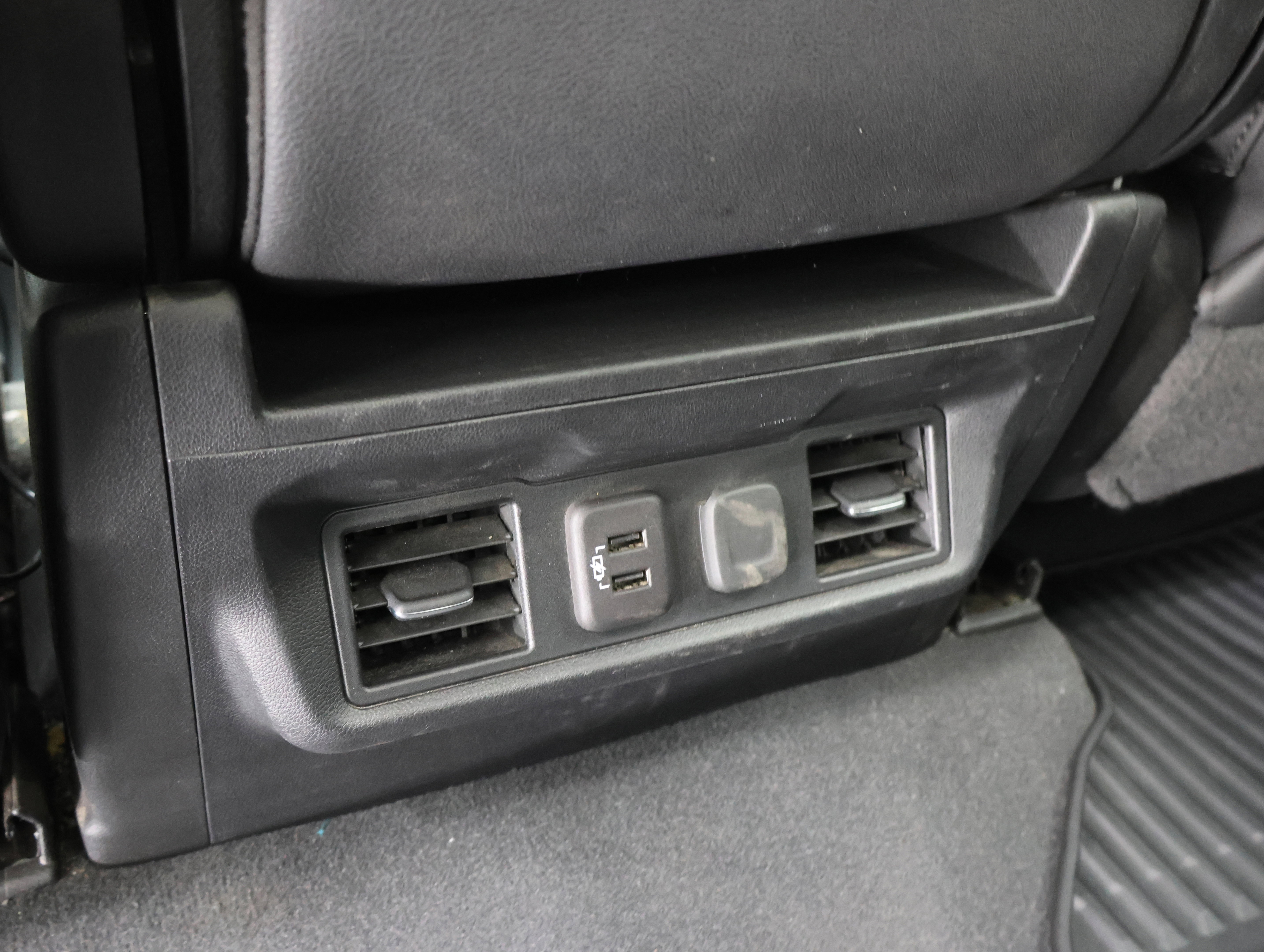 Used 2023 Chevrolet Silverado 3500 LTZ w/ Gooseneck/5TH Wheel Package image 37