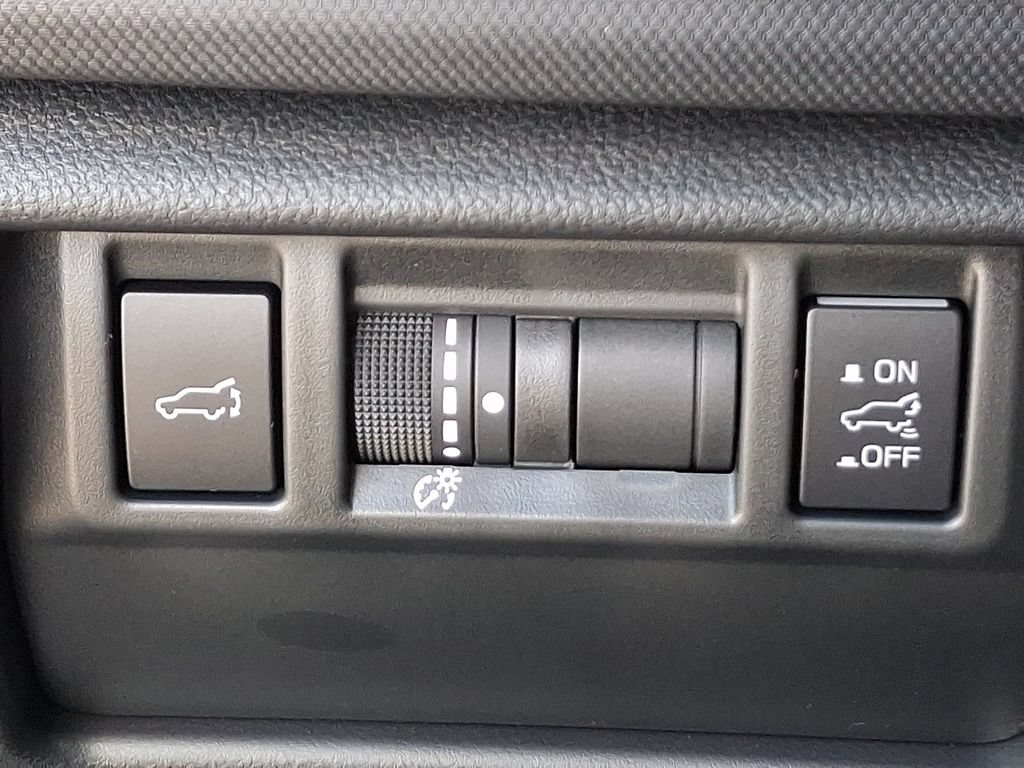 Used 2026 Subaru Forester Touring AWD/4WD image 28