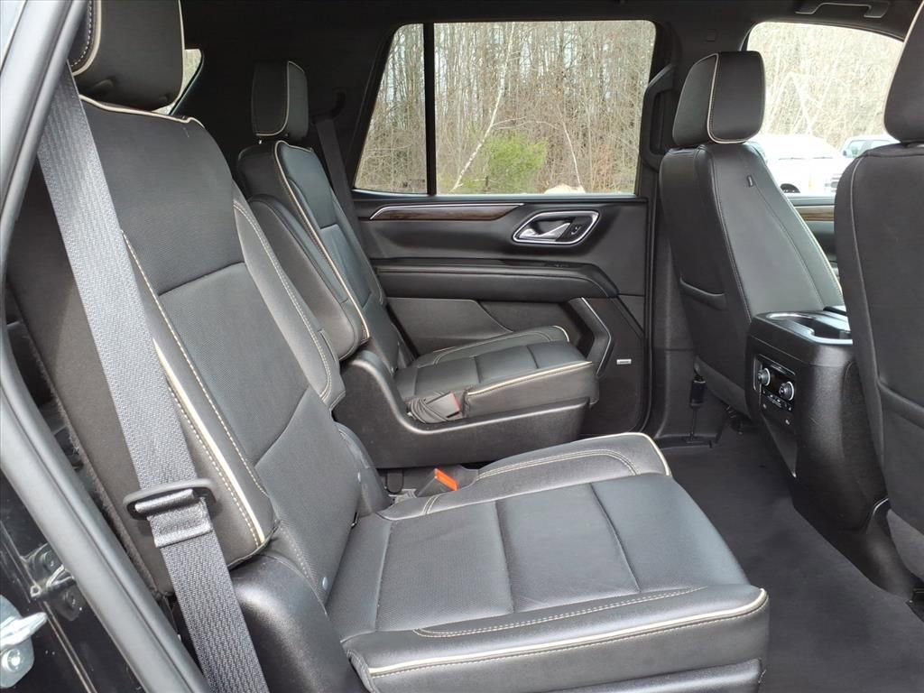 Used 2024 Chevrolet Tahoe Premier image 13