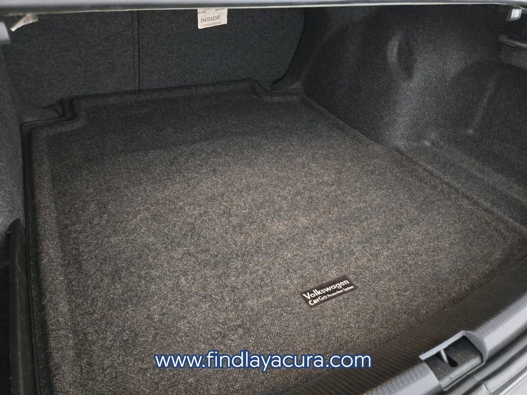 Used 2017 Volkswagen Passat 1.8T S image 15