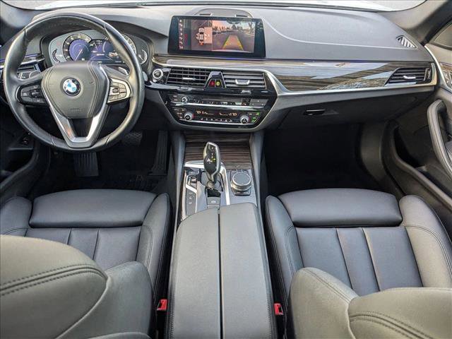 Used 2019 BMW 530e w/ Premium Package image 18