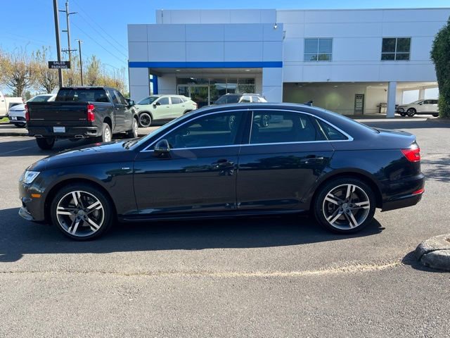 Used 2017 Audi A4 2.0T Prestige w/ Prestige Package AWD/4WD image 4