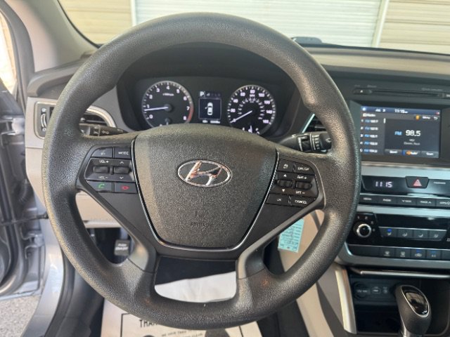 Used 2017 Hyundai Sonata ECO FWD image 12
