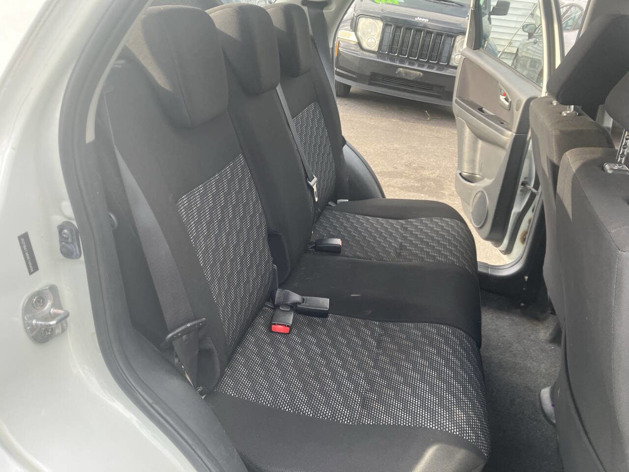 Used 2009 Suzuki SX4 Base AWD Crossover 4dr 4A image 26