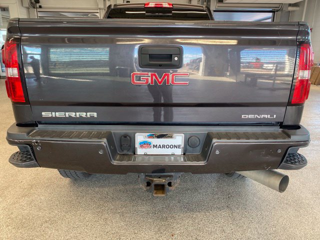 Used 2015 GMC Sierra 2500 Denali w/ Duramax Plus Package AWD/4WD image 6