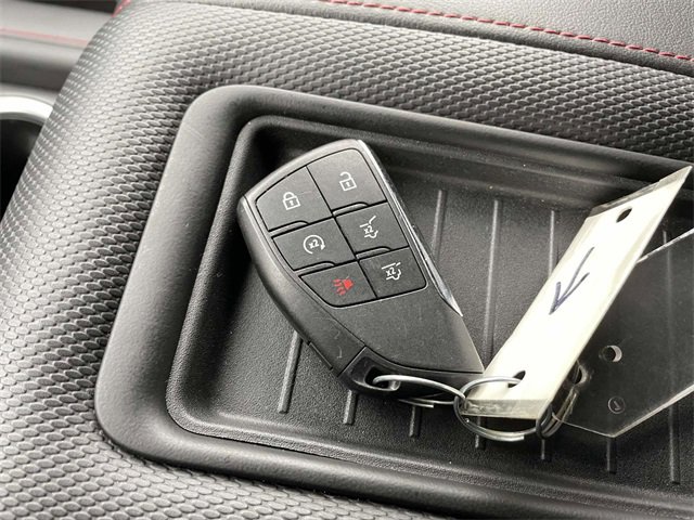 Used 2022 Chevrolet Tahoe RST w/ Luxury Package image 32