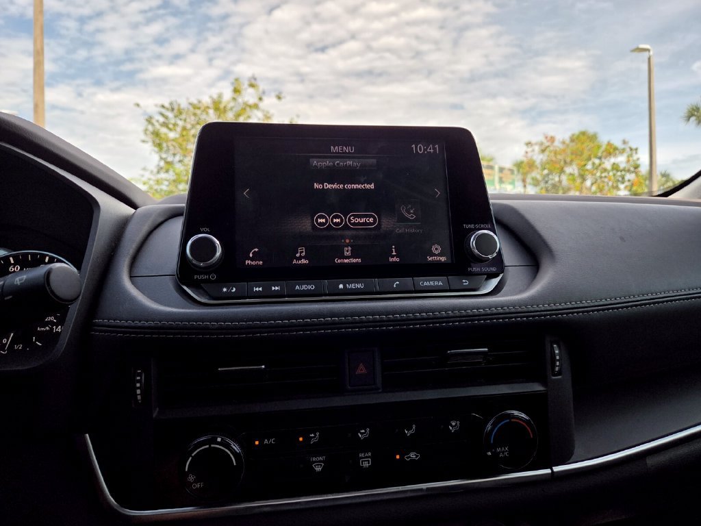 Used 2021 Nissan Rogue S FWD image 28