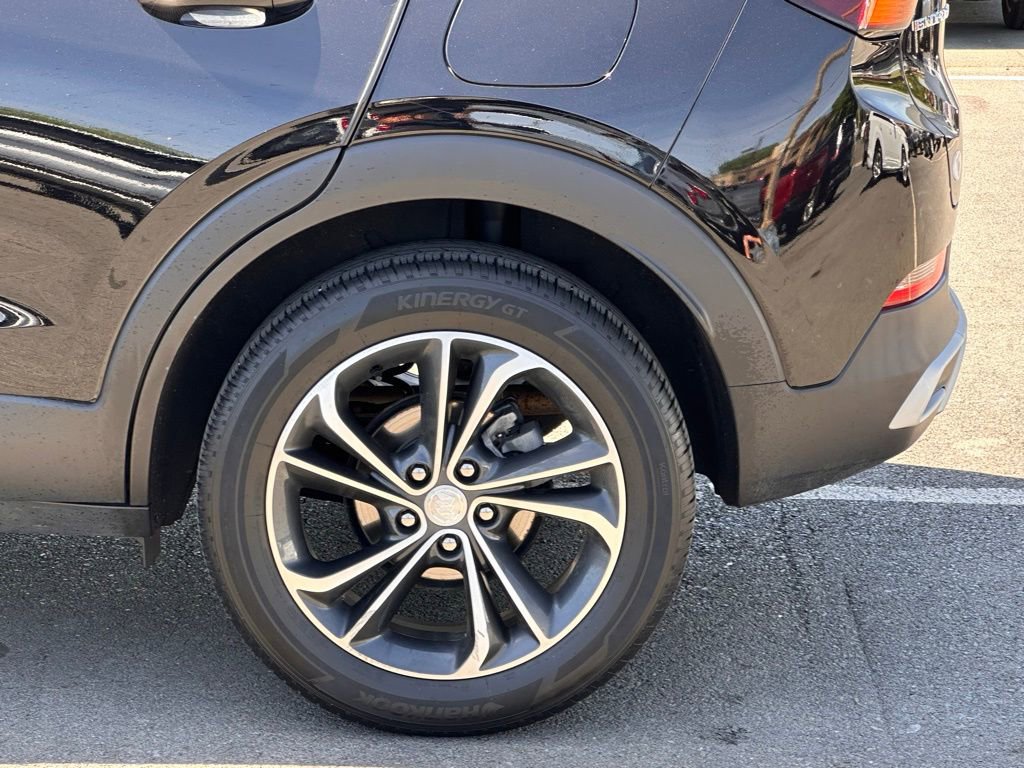 Used 2023 Buick Encore GX Select image 39