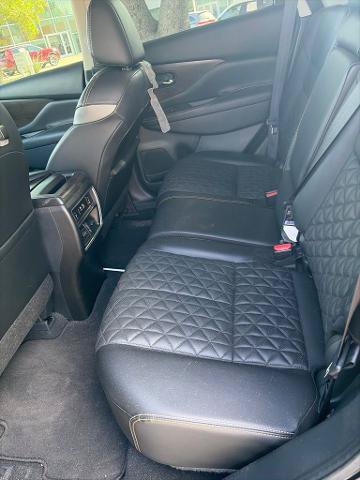 Certified 2021 Nissan Murano Platinum w/ Cargo Package AWD/4WD image 12