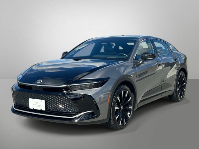 Used 2026 Toyota Crown Platinum