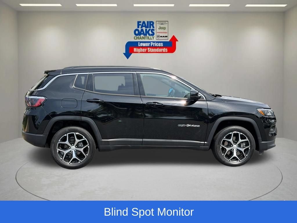 Used 2024 Jeep Compass Limited AWD/4WD image 7