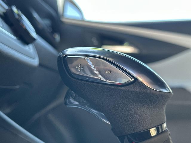 Used 2025 Buick Envista Preferred w/ Convenience II Package FWD image 37