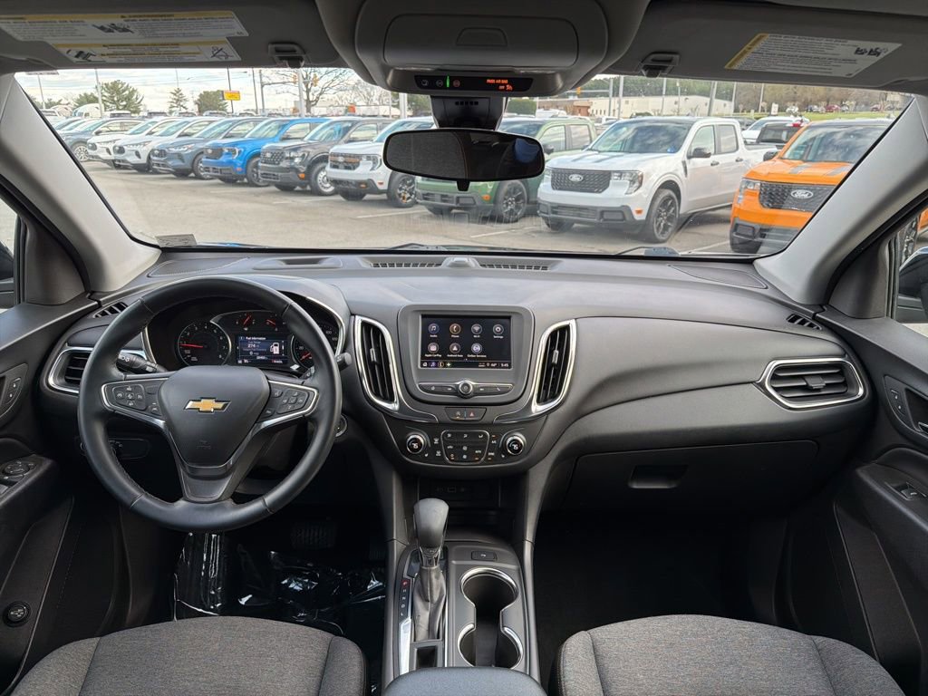 Used 2024 Chevrolet Equinox LT image 23