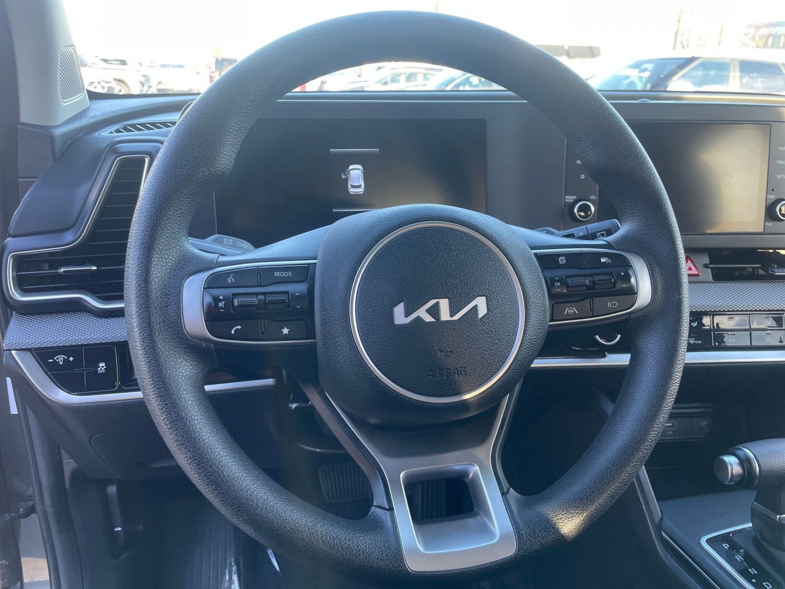 Used 2025 Kia Sportage LX FWD image 28