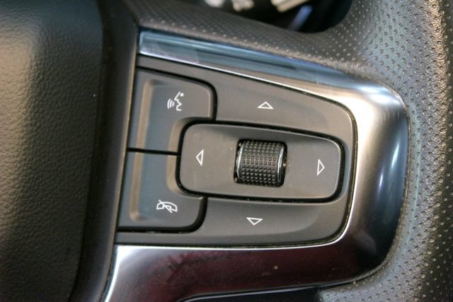 Used 2025 Chevrolet Blazer LT AWD/4WD image 21