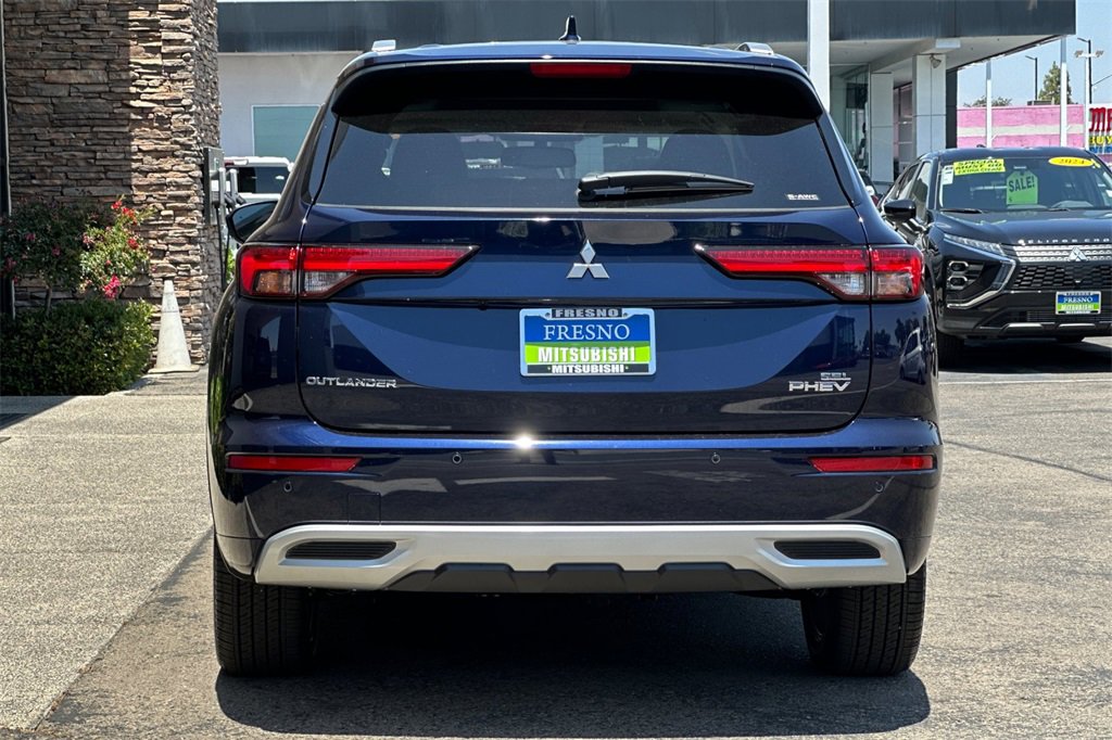 New 2025 Mitsubishi Outlander SEL image 6