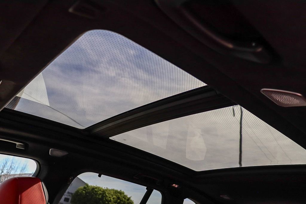 Certified 2025 BMW X5 M Competition w/ Executive Package image 27