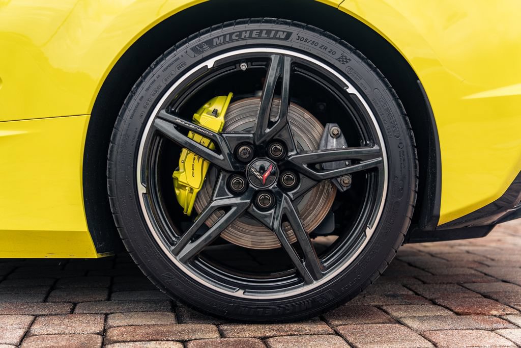Used 2023 Chevrolet Corvette Stingray Preferred Conv w/ Z51 Performance Package RWD image 17