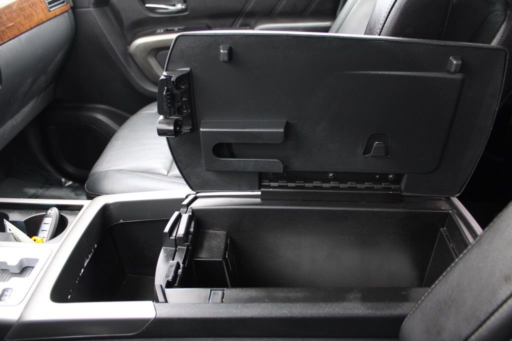 Used 2015 Nissan Armada SL image 46