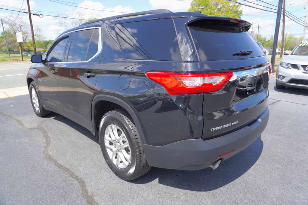 Used 2019 Chevrolet Traverse LT image 8