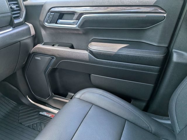 Used 2022 Chevrolet Silverado 1500 LTZ w/ LTZ Premium Package AWD/4WD image 22
